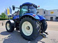 Schlepper / Traktor New Holland T7.220 Auto Command