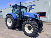 Schlepper / Traktor New Holland T7.220 Auto Command