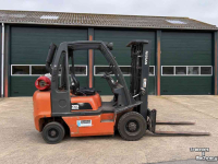 Gabelstapler Nissan 2,5 ton