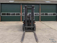 Gabelstapler Nissan 2,5 ton