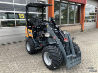 Radlader Giant G2300 HD