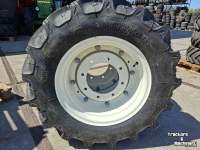 Räder, Reifen, Felgen & Distanzringe Kleber 300/70R20