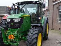 Schlepper / Traktor John Deere 6125R