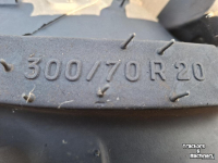 Räder, Reifen, Felgen & Distanzringe Kleber 300/70R20