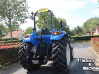 Schlepper / Traktor New Holland T4.75 T4