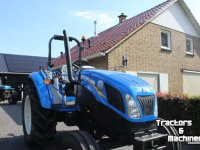 Schlepper / Traktor New Holland T4.75 T4