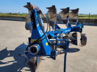 Pflüge Overum BX4975F (4 Schaar wentelploeg)