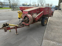Pressen New Holland Super Hayliner A286 kleine pakkenpers