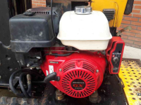 Raupe Muldenkipper JCB Rupsdumper