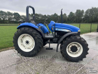 Schlepper / Traktor New Holland Td80D