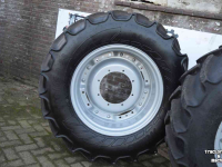Räder, Reifen, Felgen & Distanzringe Mitas 440/65r28