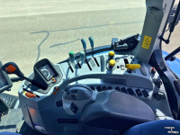 Schlepper / Traktor New Holland T6.165 Electro Command
