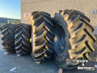 Räder, Reifen, Felgen & Distanzringe Michelin set MachXbib 600/70R30 en 710/70R42  Case-IH Magnum NewH T8
