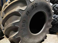Räder, Reifen, Felgen & Distanzringe Mitas 1250/50R32