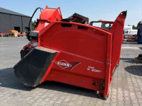 Strohverteiler für Liegeboxen Kuhn Primor 2060m