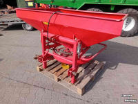 Düngerstreuer Lely 2010 kunstmeststrooier