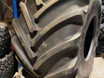 Räder, Reifen, Felgen & Distanzringe Mitas 1250/50R32