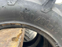 Räder, Reifen, Felgen & Distanzringe Trelleborg 250/80-18 nieuw uit vooraad leverbaar