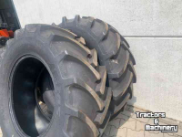 Räder, Reifen, Felgen & Distanzringe Mitas 405/70 R20