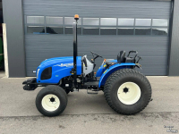 Obsttraktor New Holland Boomer 55