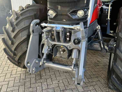 Schlepper / Traktoren Massey Ferguson 7S.190 Dyna-VT