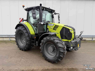 Schlepper / Traktor Claas Arion 570 Night Edition