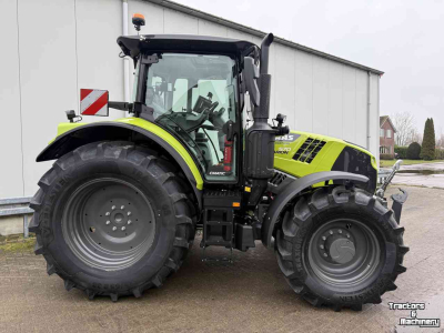 Schlepper / Traktor Claas Arion 570 Night Edition