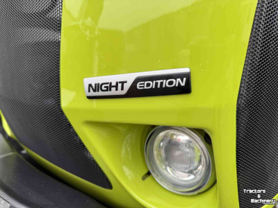 Schlepper / Traktor Claas Arion 570 Night Edition