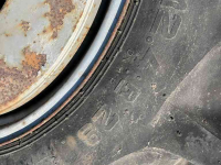 Räder, Reifen, Felgen & Distanzringe Taurus 12.4R28 set incl. velgen
