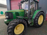 Schlepper / Traktor John Deere 6220 Premium