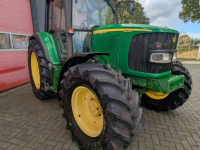 Schlepper / Traktor John Deere 6220 Premium