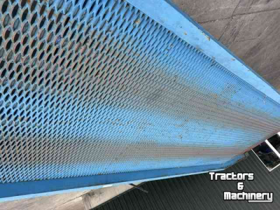 Sonstige Transport- und Industriemaschinen und Zubehör  storax oprijbrug laadbrug 10 ton