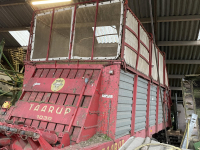 Lade- und Dosierwagen Taarup 1030