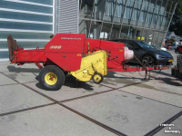 Pressen New Holland Hayliner 386