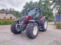 Schlepper / Traktor Valtra N155eA