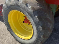Räder, Reifen, Felgen & Distanzringe BKT VF 600/60R30
