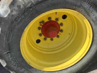 Räder, Reifen, Felgen & Distanzringe BKT VF 600/60R30