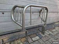 Frontstoßstange  Bumper universeel gegalvaniseerd frontbumper motorkapbescherming beschermkap