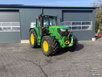 Schlepper / Traktor John Deere 6115 M