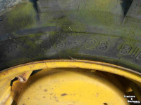 Räder, Reifen, Felgen & Distanzringe John Deere 9-28