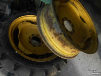 Räder, Reifen, Felgen & Distanzringe John Deere 9-28