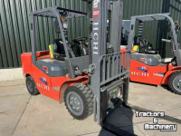 Gabelstapler  hchi   3500kg  2 stuks voorraad