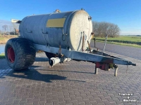 Gülletankwagen / Güllefässer Veenhuis 5800