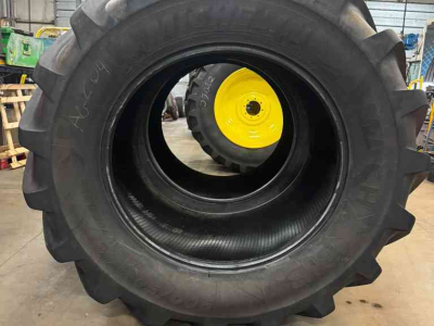 Räder, Reifen, Felgen & Distanzringe Michelin 900/50R42
