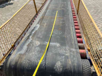 Förderband  Transportband met bunker op frame
