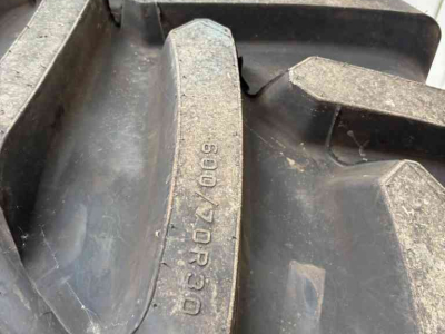 Räder, Reifen, Felgen & Distanzringe Bridgestone 600/70R30  710/70R42
