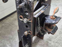 Sonstiges Traktoren und Zubehör Massey Ferguson Cramer Trekhaakframe Trekhaak MF