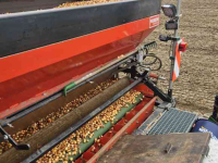 Kartoffellegemaschine Warrens drill sixteen