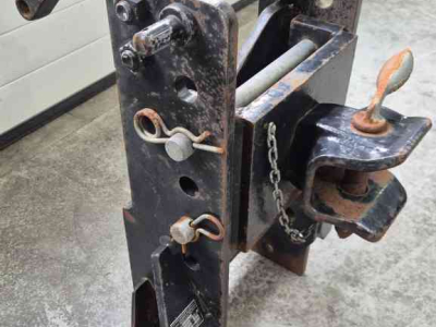 Sonstiges Traktoren und Zubehör Massey Ferguson Cramer Trekhaakframe Trekhaak MF