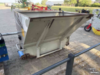 Sägemehl Streuer für Liegeboxen Shelbourne cb 150 met weidemann boxenstrooier
